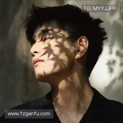 钟起越